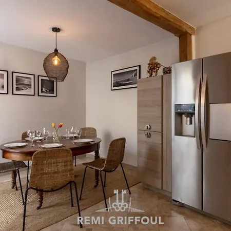 La Maison Du Jardin Center 5 Guests بيت للعطل