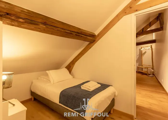 La Maison Du Jardin Center 5 Guests *